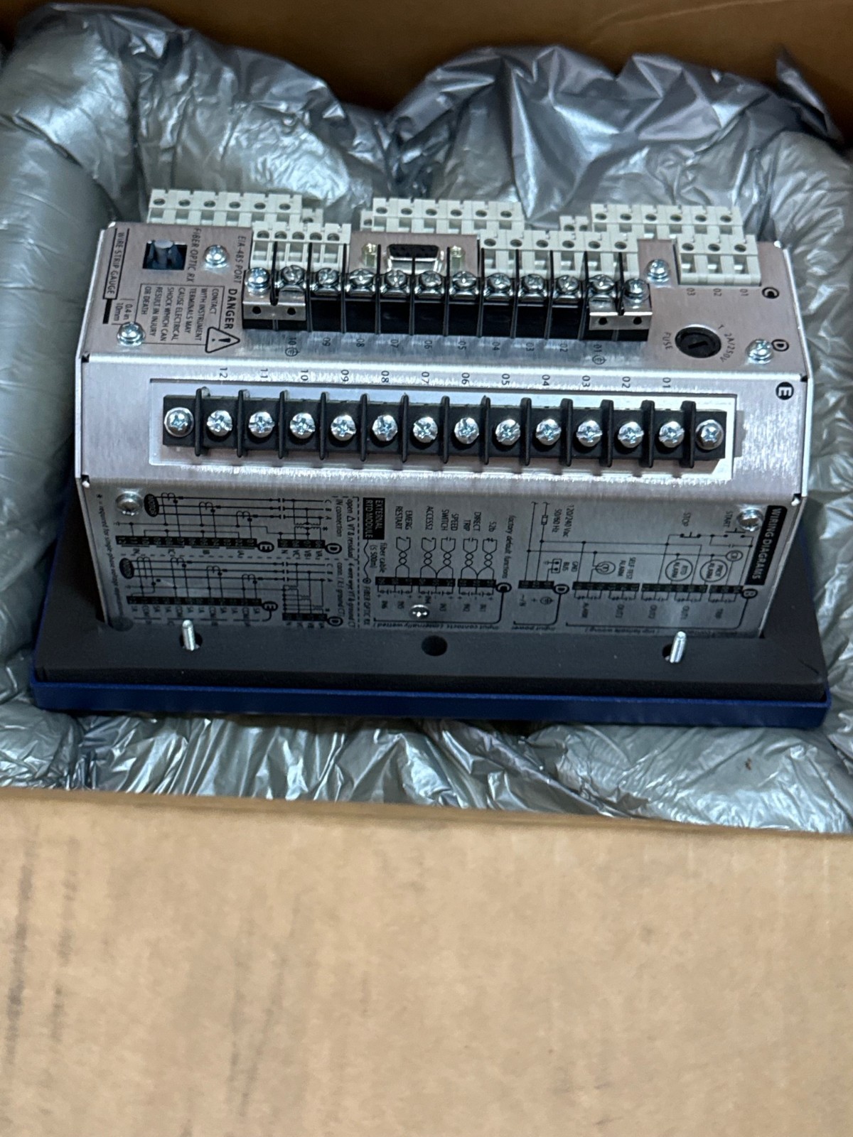SCHWEITZER  MOTOR PROTECTION RELAY MODEL SEL0701011XXX TYPE 701 XA21B