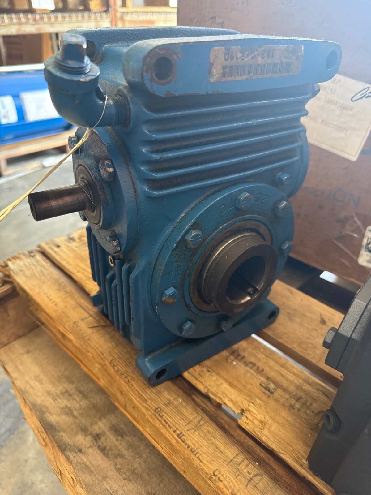 CONEDRIVE GEAR REDUCER 1XXF MOD SHO25A023 40 TO 1 RATIO 1750 RPM