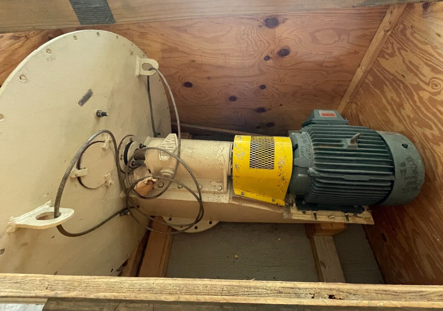 20 HP PULP PUMP 880 RPM 460 V 3 PH 26.5 AMPS MODEL P32G0483A