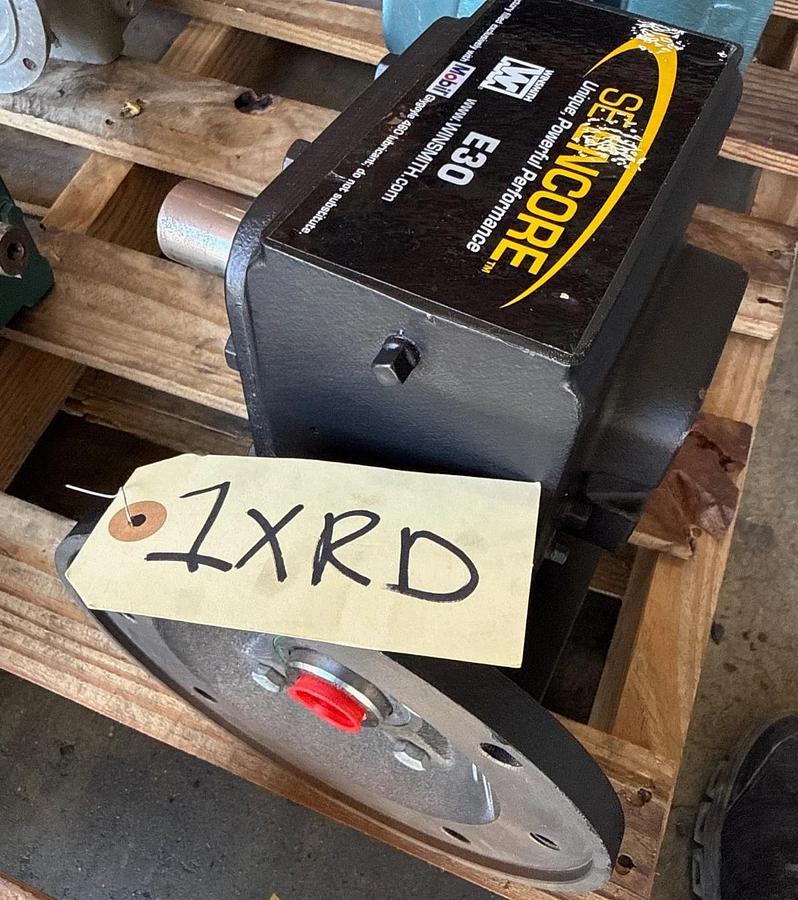 ENCORE WINSMITH GEAR REDUCER 1XRD MOD E24MDNS31000C1 1750 RPM IN 20 TO 1 RATIO