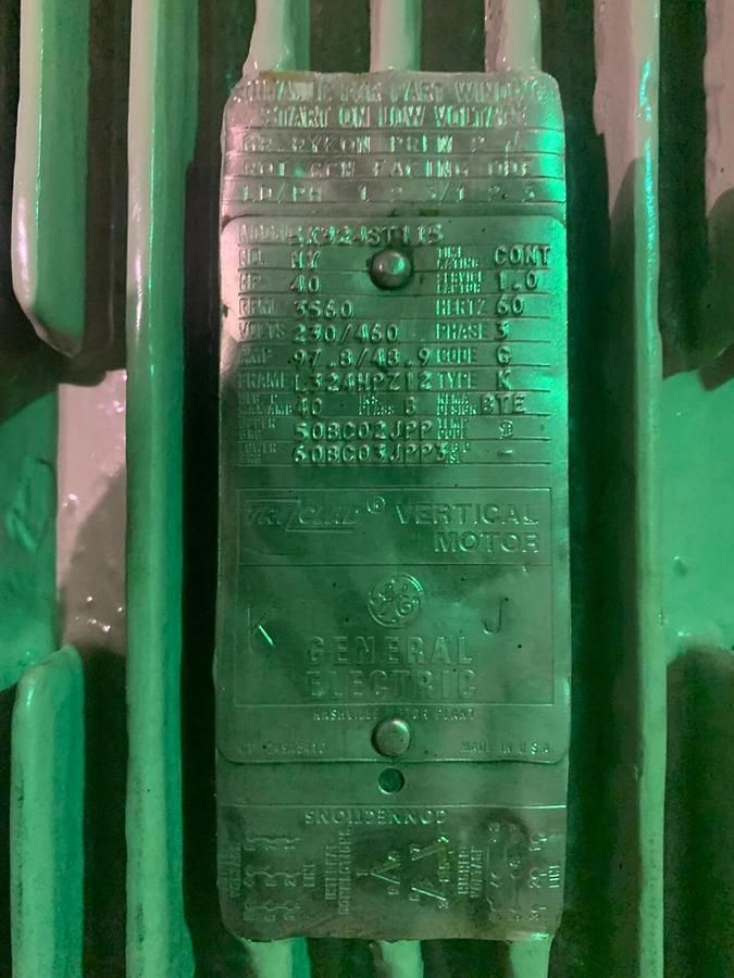 MOTOR Electric 40 HP GE Vertical Mounted Tri Z clad GE 5K3224ST115