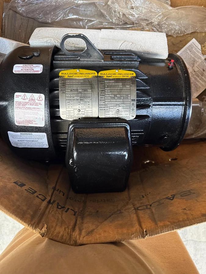 Used BALDOR SUPER E SEVERE DUTY 841XL MOTOR 5 HP MODEL 84Z06289 2XWA 3450 RPM 460 V 3