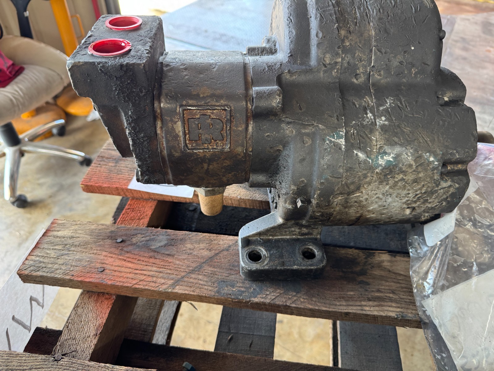 INGERSOLL RAND HYDRAULIC PUMP WW4 WW5 EE2