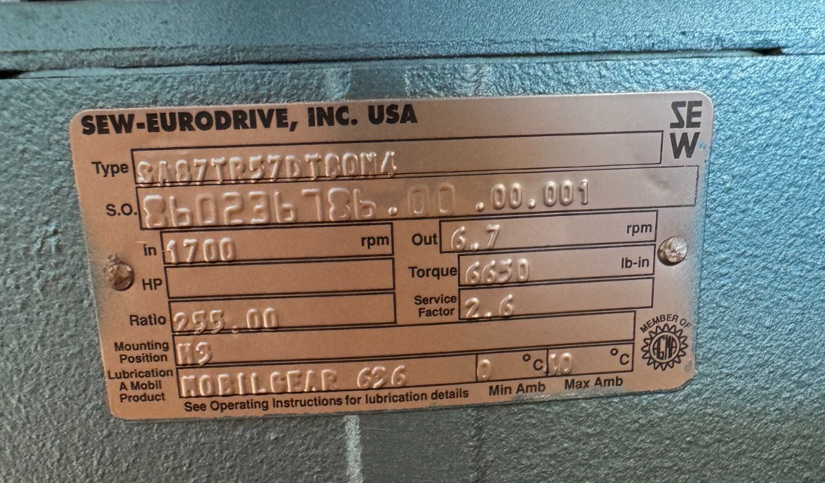 SEW-EURODRIVE GEAR MOTOR NN1 1HP MOD DFT80N /SA87TR57DT80N4 1700 RPM IN 6.7 OUT