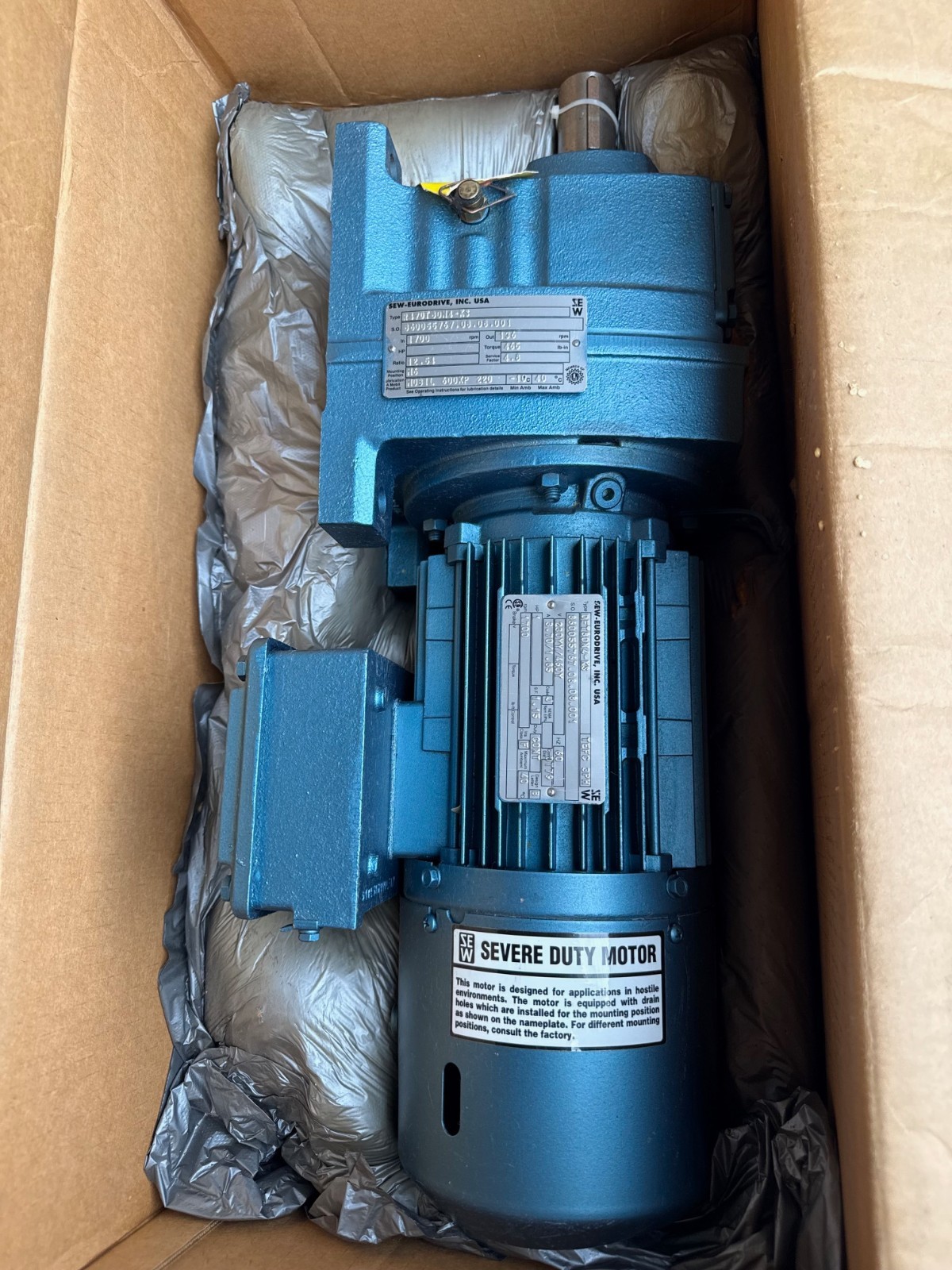 SEW-EURODRIV GEAR MOTOR 1XNA MOD DFT80N4-KS R47DT80N4-KS  1700 TO 136 RPM