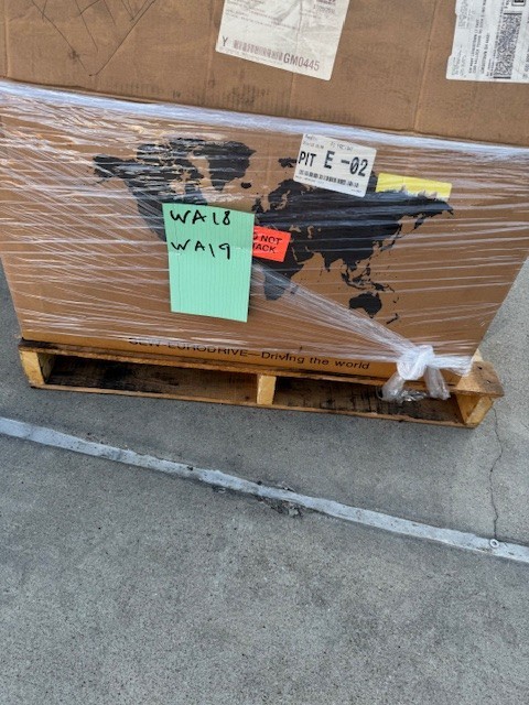 SEW-EURODRIVE MOTOR WITH BRAKE WA18 MOD DRL132S4BE11HF/FL/TF/AS7H