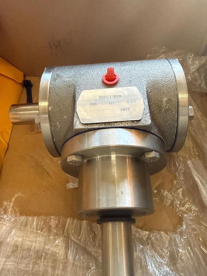 HUB CITY GEAR REDUCER 1XRJ MODEL 11  0221-11629 1-1 RATIO STYLE C ST