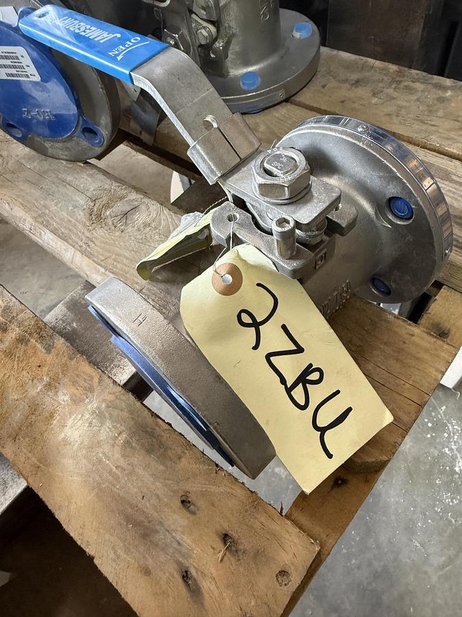 JAMESBURY 11/2" 150 RF BALL VALVE RP FIG # 11/2" 7150313600XTZ2 316 BODY