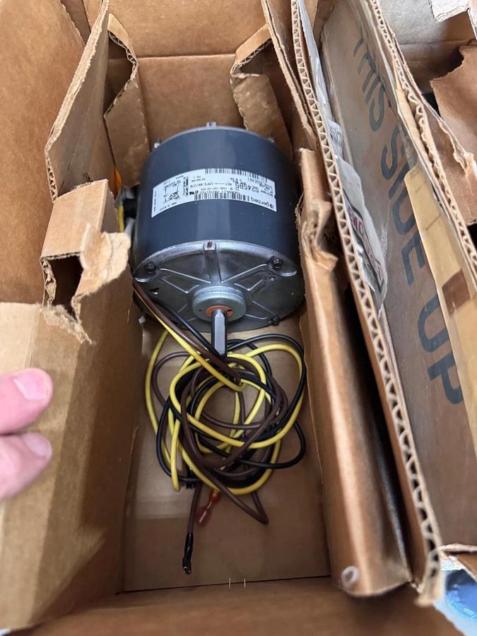 GENTEQ Motor 1/8 HP MODEL HC 35GE 461 S245BS ZJ2 ZI5 825 RPM 400/460 V .5 AMP