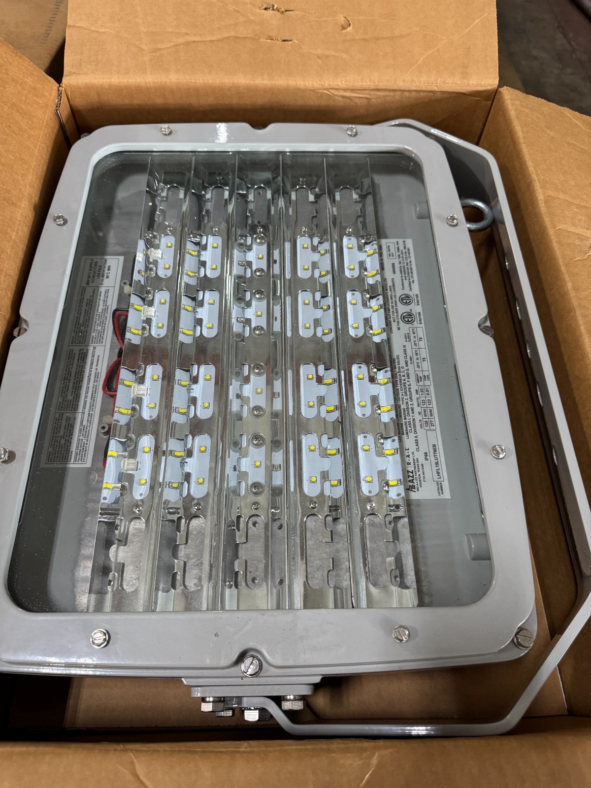 AZZ LED EXPLOSION PROOF LIGHTS AD3A LHFL15LUT76EB 123 WATT 120/277 V SALTWATER A