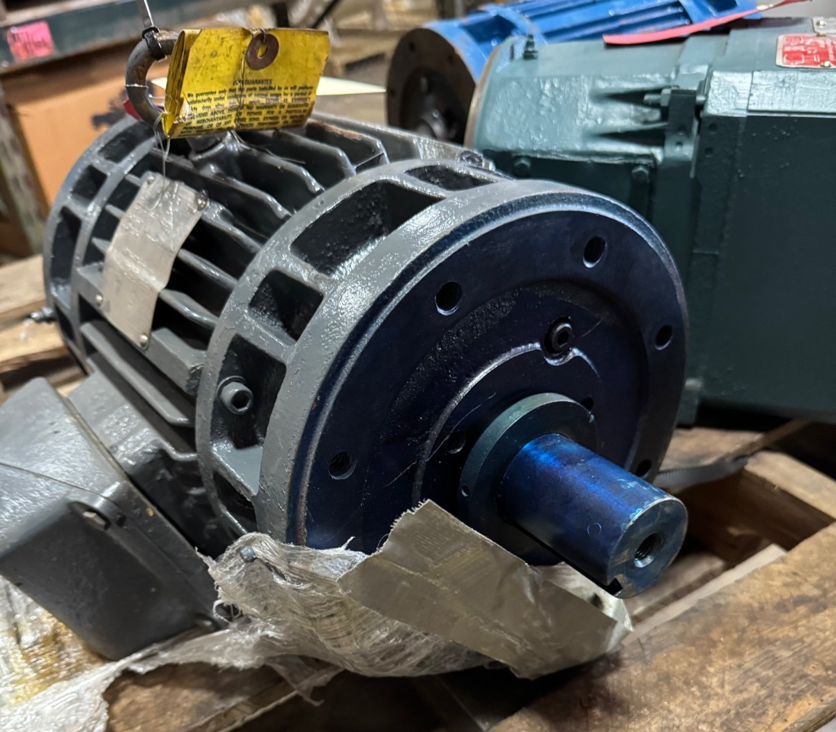 WESTINGHOUSE 1 HP VIBRATING MOTOR DOUBLE SHAFT XA11A SERIES 7004 859 RPM 230/460