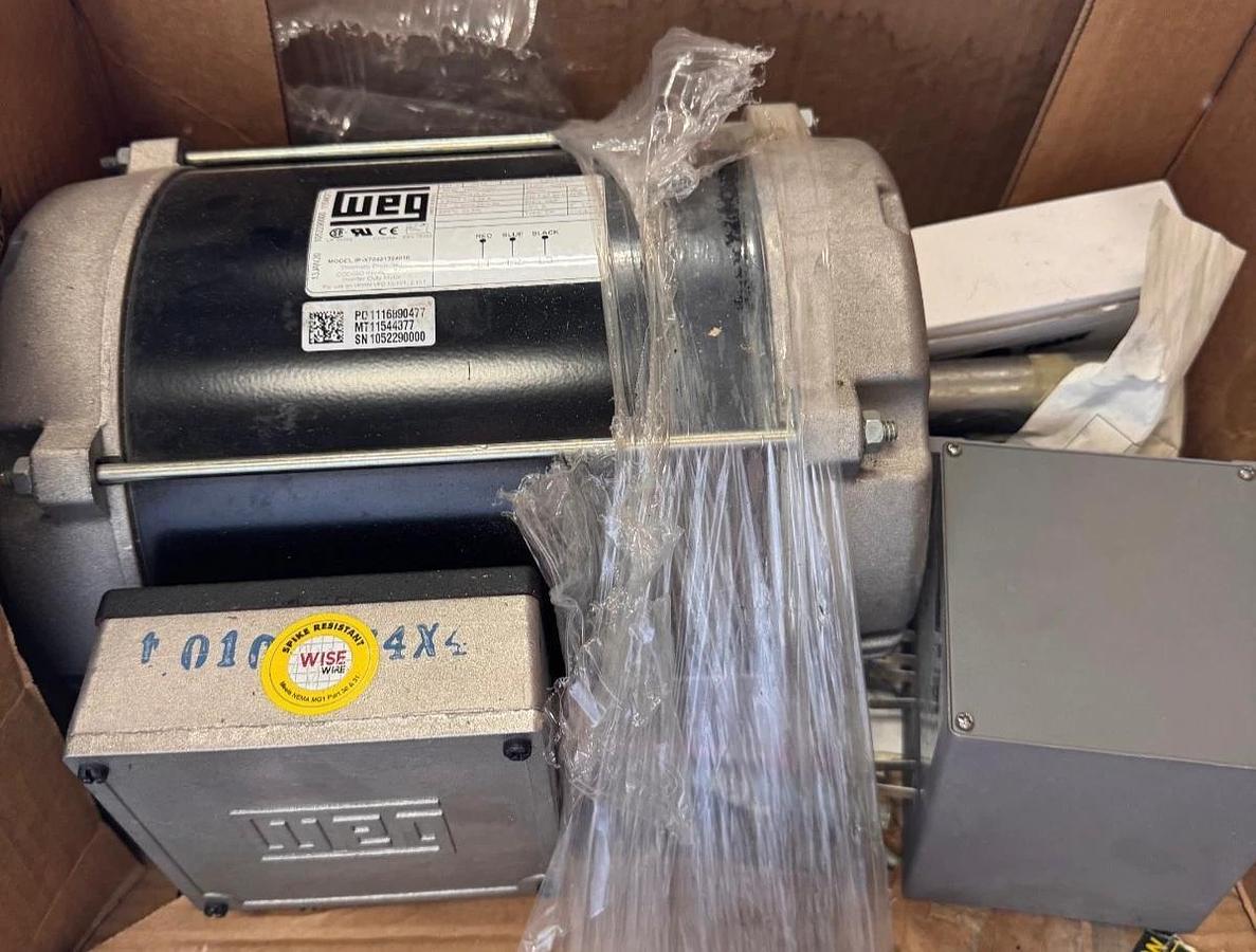 WEG MOTOR 7.5/5 HP MODEL 1P-X70421324010 WA2C 3465/2890 RPM 460 380-415 V 3 PH