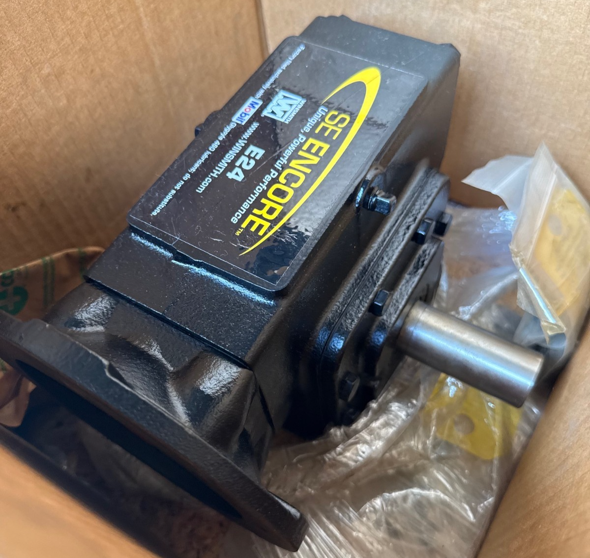 SE ENCORE WINSMITH GEAR REDUCER 1XII MODEL E-24MDNS31000C1 1750 RPM IN 15 TO 1