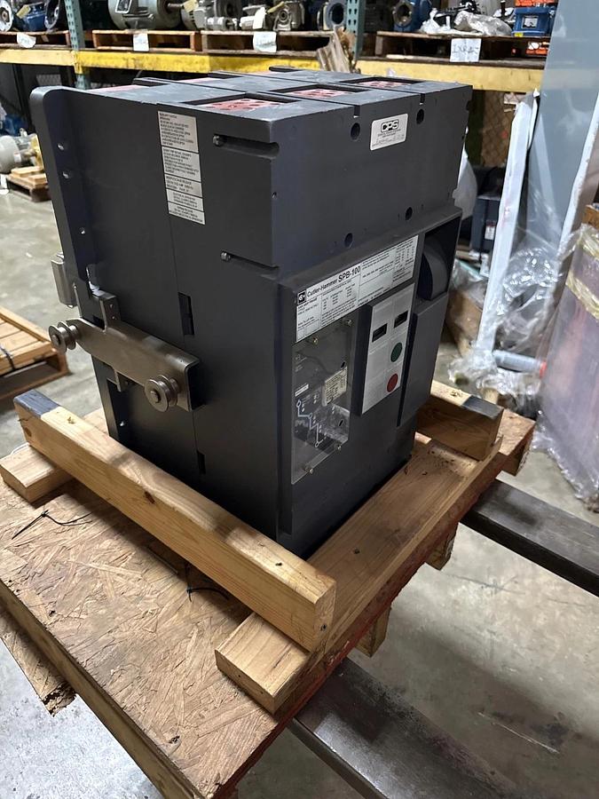 Refurbished BREAKER CUTLER-HAMMER SPB-100 MODEL SPBR330R 3000 AMP BREAKER 3000 AMP TRIP PLUG