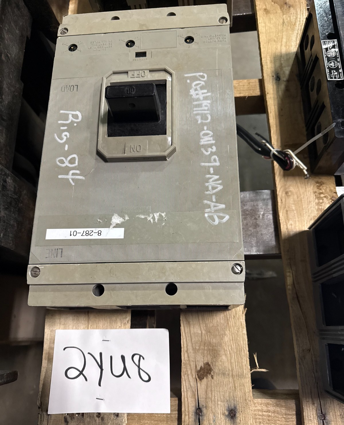 Refurbished ITE 1000 AMP BREAKER 2YU8 MODEL HPSM100CSN TYPE  ETM 1KA MAGNETIC TRIP 2 SHUT