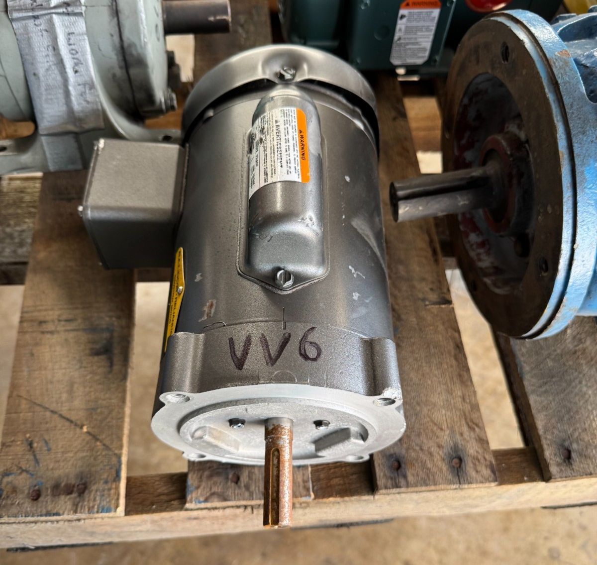 BALDOR MOTOR VV6 1/2 HP MODEL VL3504 1725 RPM 115/230 V 1 PH 7.4/3.7 AMP FR 56C