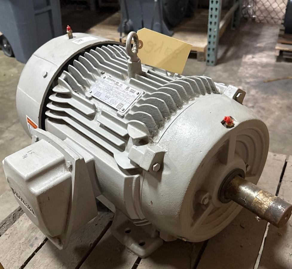 Used SIEMENS INVERTER DUTY MOTOR 20 HP MODELSD100IEEE 2YBB 1770 RPM 460 V 3 PH 25 AM