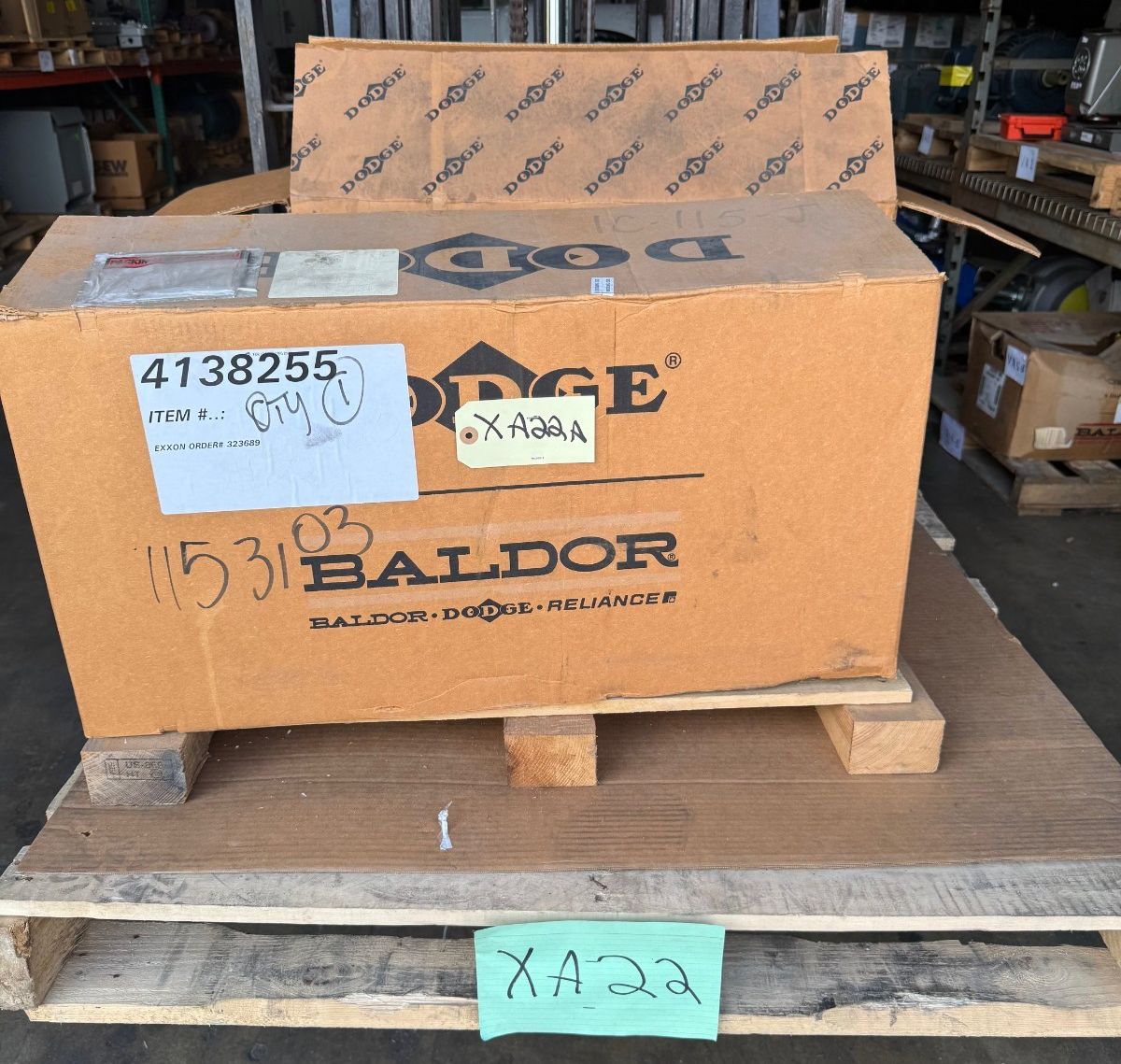 BALDOR / DODGE GEAR MOTOR 4138255 XA22A 3/4 HP 1725 TO 97 RPM 230/460 3 PH