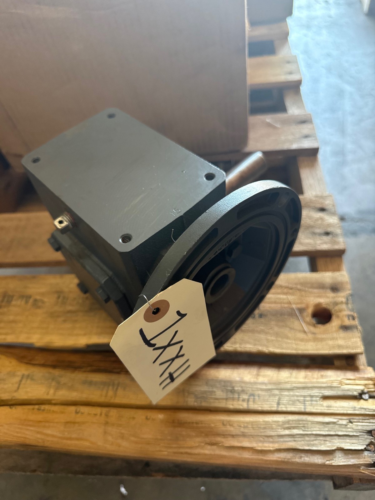 IRON MAN GROVE GEAR REDUCER 1XVD 1XXG 1XXHMOD GRG-BMQ-821-15-R-56 1.887 HP 1750