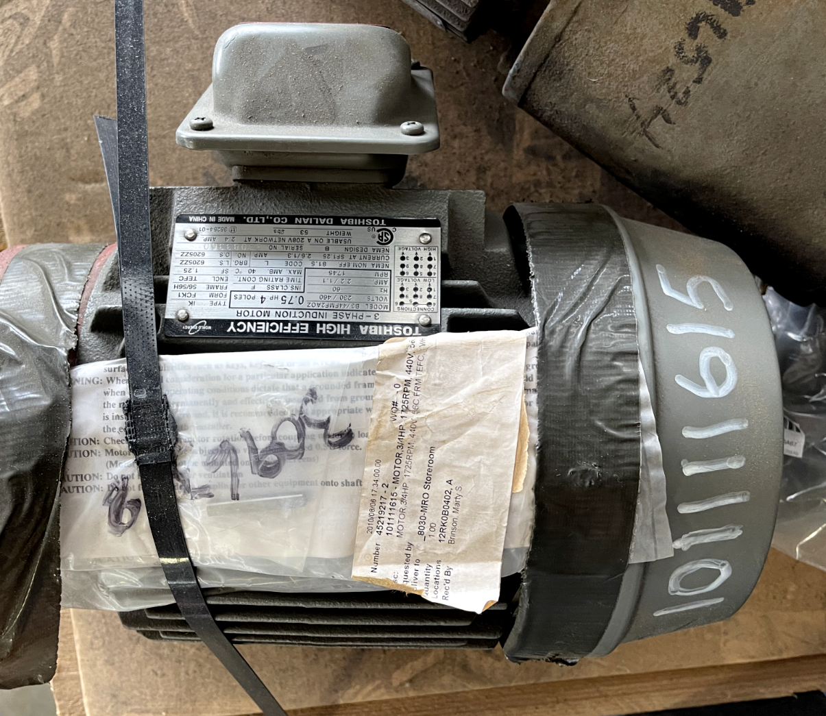 TOSHIBA 3/4 HP INDUCTION MOTOR B3/44FMF2AOZ 230/460 V 1745 RPM