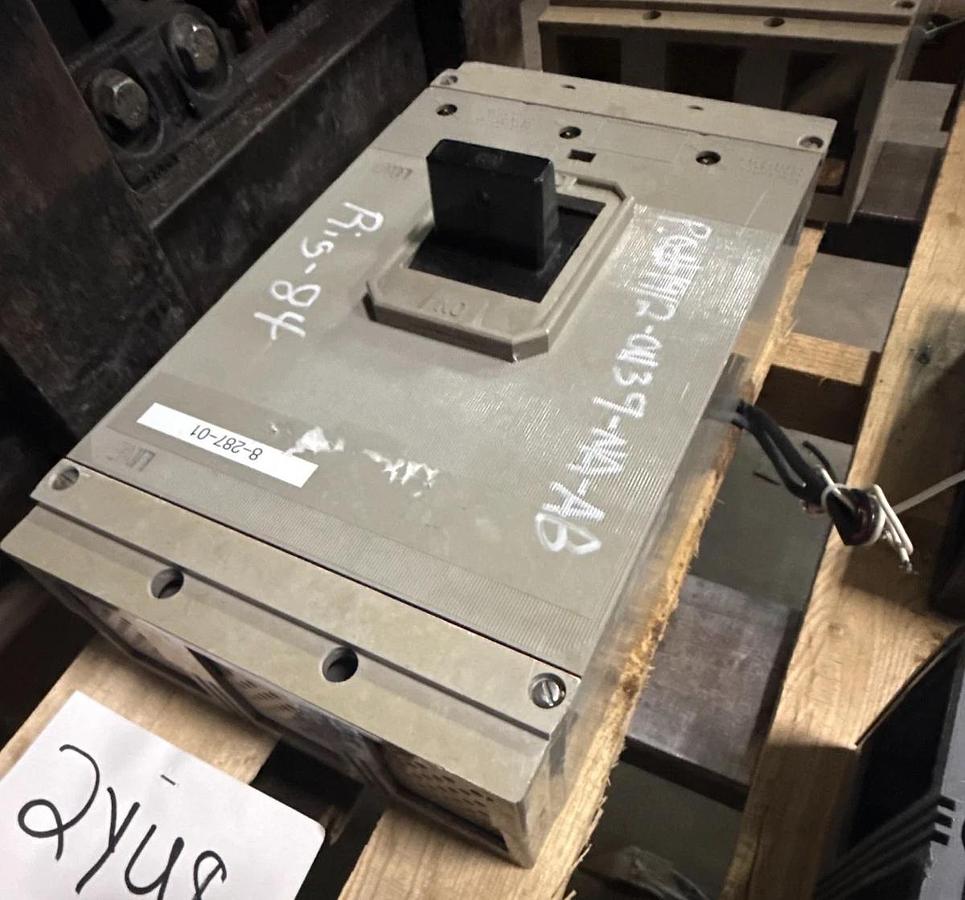 Refurbished ITE 1000 AMP BREAKER 2YU8 MODEL HPSM100CSN TYPE ETM 1KA MAGNETIC TRIP 2 SHUT