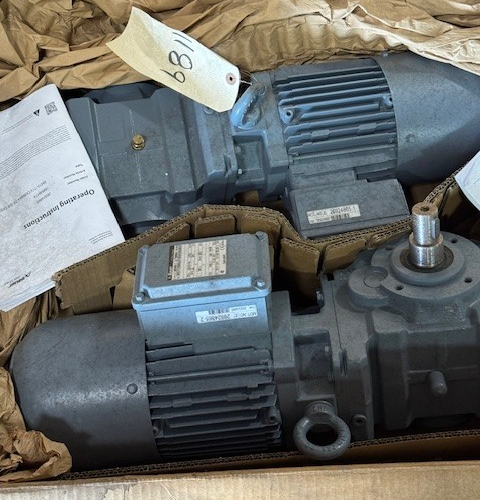 BAUER GEAR MOTOR WA7 WA8 MOD BM10-71V/D08MA4-TF 3/4 HP 1680 TO 75 RPM 208V