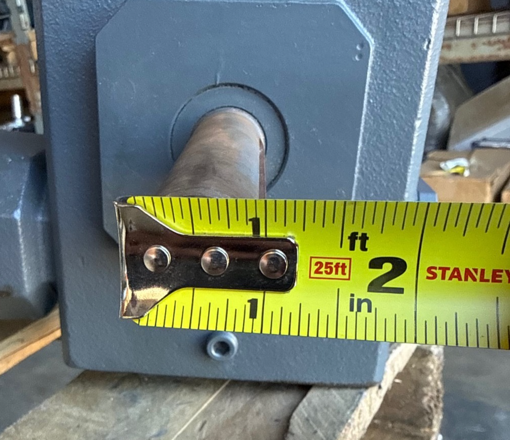 IRON MAN GROVE GEAR REDUCER 1XQA MOD GRG-BM=821-15-L-156 1.887 HP 1750 15 TO 1 R
