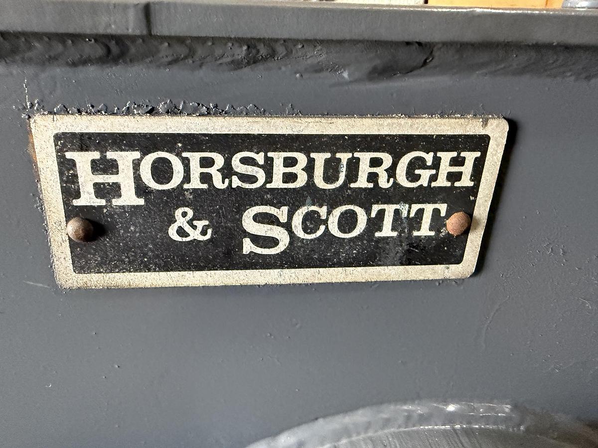 Refurbished HORSBURGH & SCOTT HELICAL GEAR REDUCER 2ZA4 MODEL LS-2000 SERIES 1900 