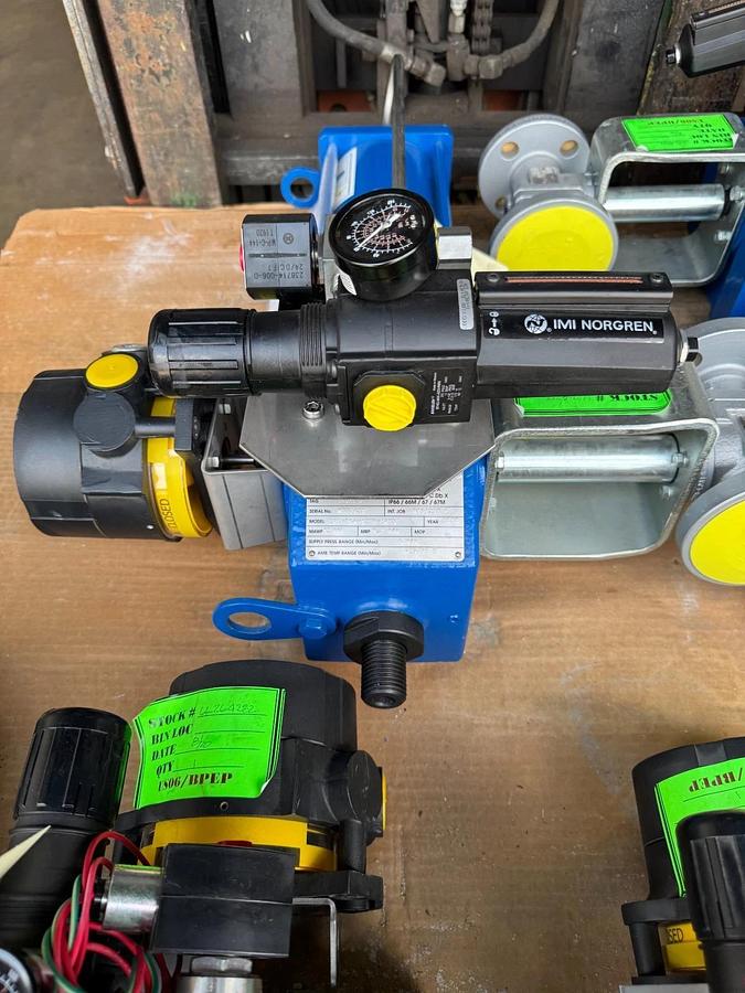 ARGUS 1" 300 RF FP BALL VALVE V22 MODEL FK79 CS BODY SS TRIM W AUTOMAX ACTUATOR