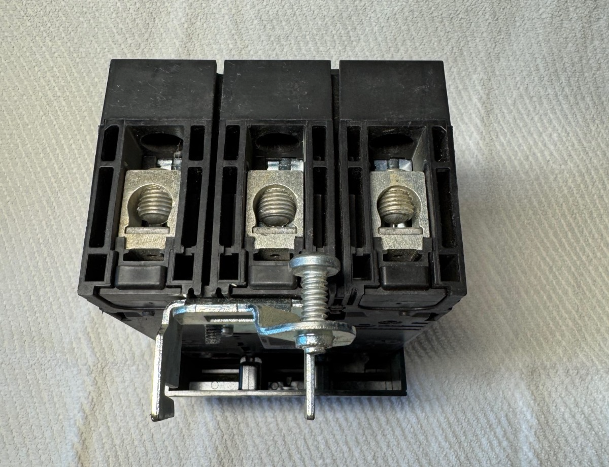 15 AMP SQ D POWER PACT CURRENT LIMITING CIRCUIT BREAKER ZZ1 HAJ36015 600 V