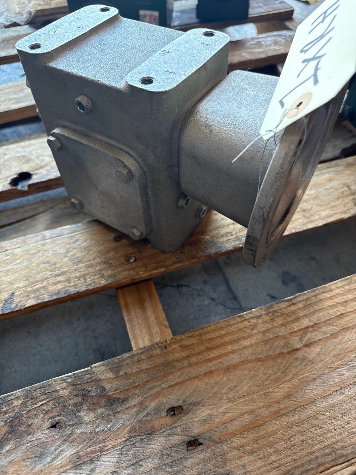 ELECTRA GEAR GROVE GEAR REDUCER 1XRH MOD EL-BM-821-20-R-56 1.584 HP 1750 RPM IN