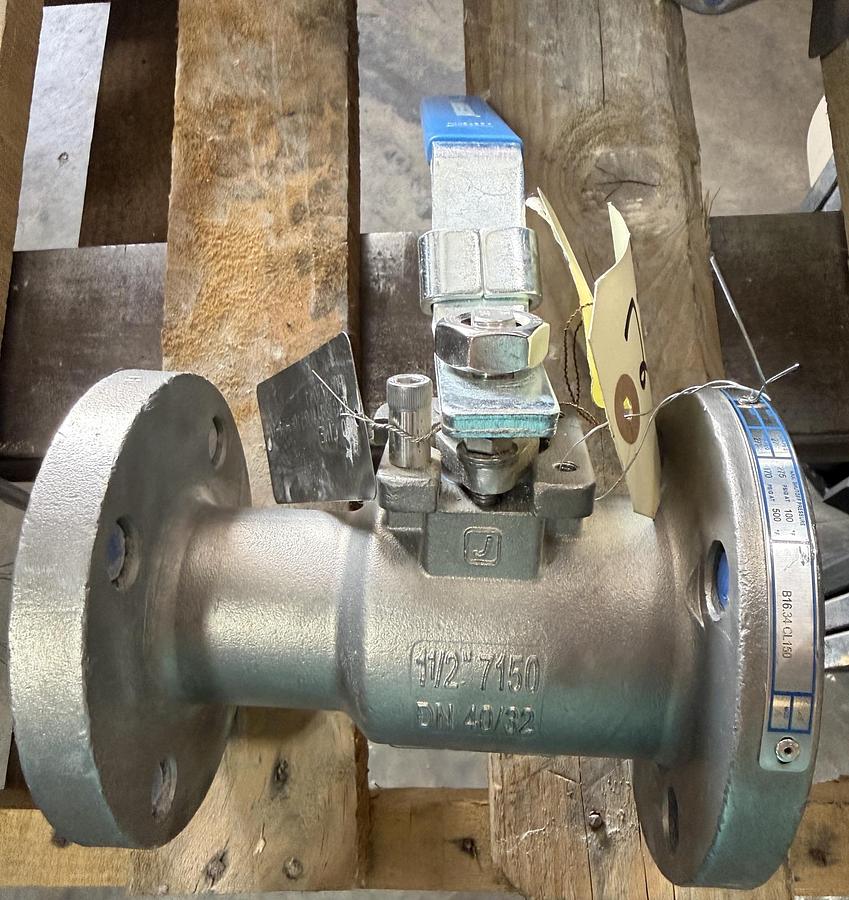 JAMESBURY 11/2" 150 RF BALL VALVE RP FIG # 11/2" 7150313600XTZ2 316 BODY