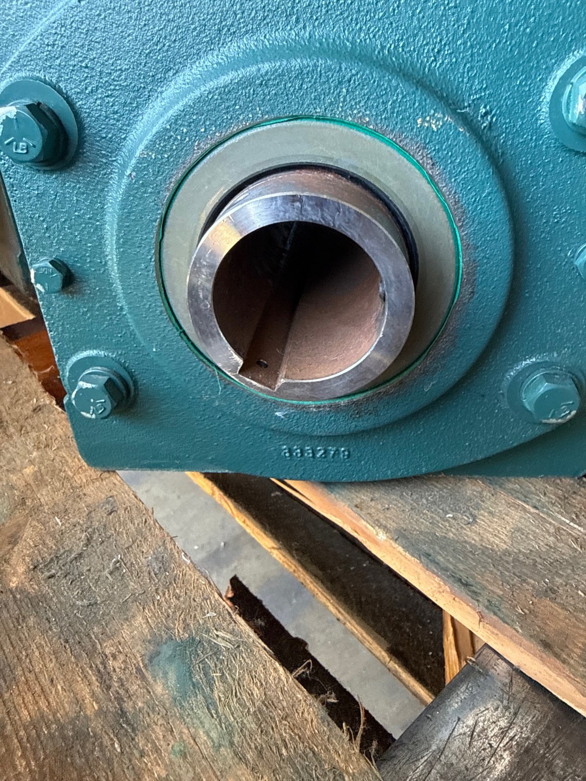 TIGEAR/2 BALDOR GEAR REDUCER 1XWE MOD 30Q20M18B0111 RPM 20 TO 1 3.81 HP MAX TORQ