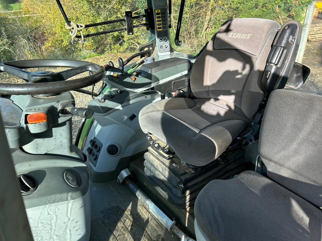 Used Claas Arion 640 4wd Tractor