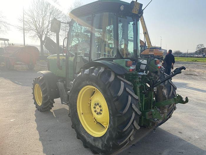 Usato 2004 JOHN DEERE 5615 F