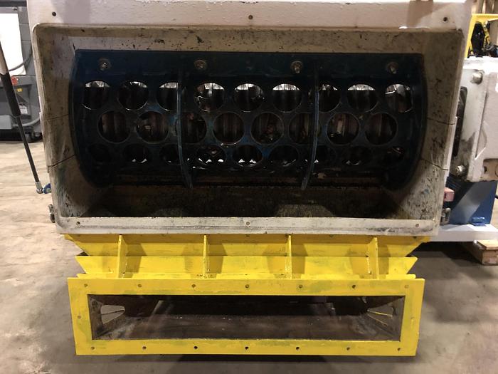 Used VECOPLAN RG42/40 XL PV SHREDDER W/ CONVEYOR