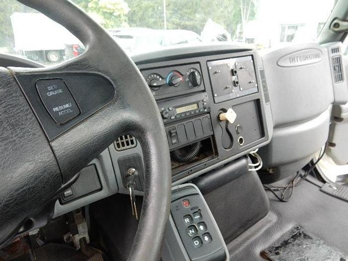 Used 2003 International 7400