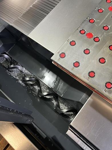 Used 2019 HAAS VF-2SSYT 5-Axis CNC Vertical Machining Center with 2022 TRT-160 Trunnion Table ***586 Hours***