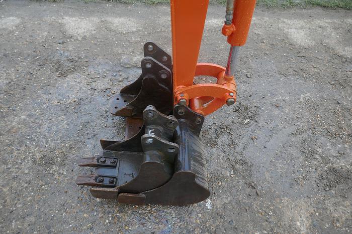 Used 2012 KUBOTA U10-3