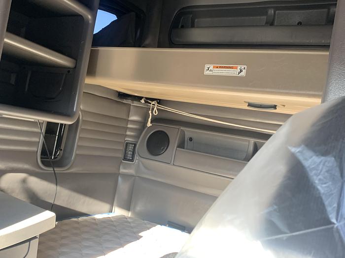 Used 2013 Kenworth T700