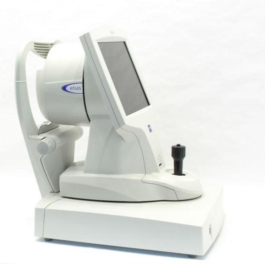 Refurbished Zeiss ATLAS 9000 with Windows XP-Ophthalmic Equipment Normally $8495.00...ON SALE for just $6995.00
