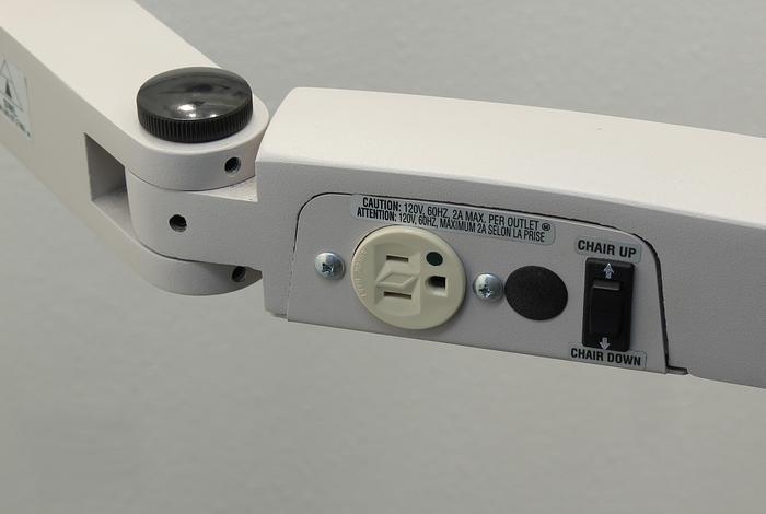 Refurbished Reliance 7900 Stand With Wells