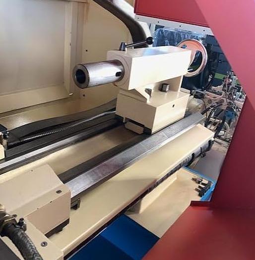 Usato Tornio parallelo a controllo numerico CMT URSUS CNC 28
