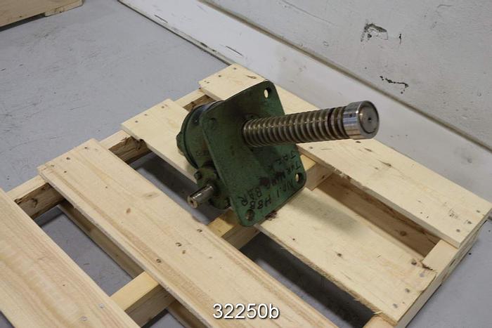 Unused Beloit Gear Jack Model 274816D093-C-CC7 #32250