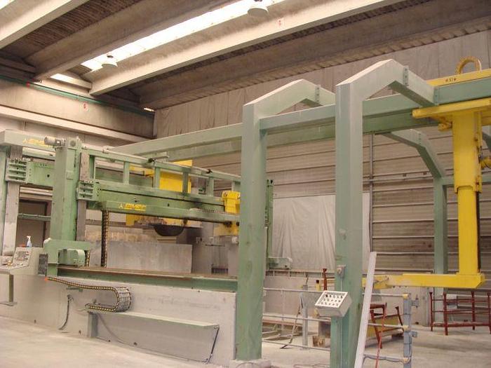 Gebraucht 2000 SIMEC Block cutter NT2 150S mobil