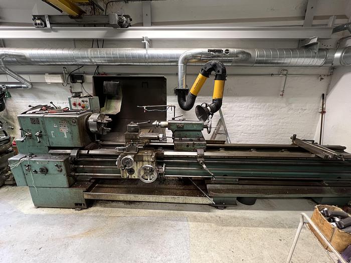 Used BRUGT DREJEBÆNK FABRIKAT TOS, MODEL SN71B