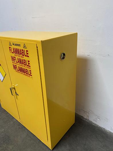 Used JustRite 25300 30 Gallon Flammable Cabinet 43"x 18"x 44" Manual Close
