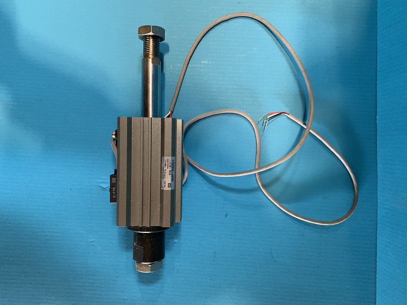 Used SMC Cylinder CDQ2B32-45DM-F79-XC8