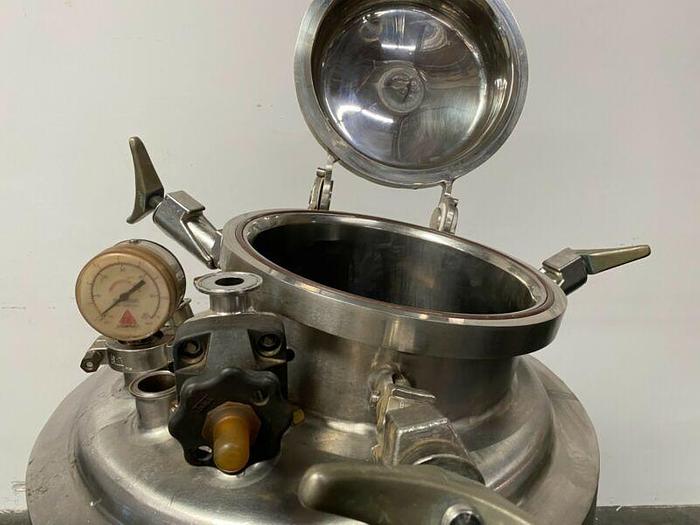 Used LEE 150 Liter Stainless Steel Jacketed 45 PSI Reactor w/ Sight Glass & Valves