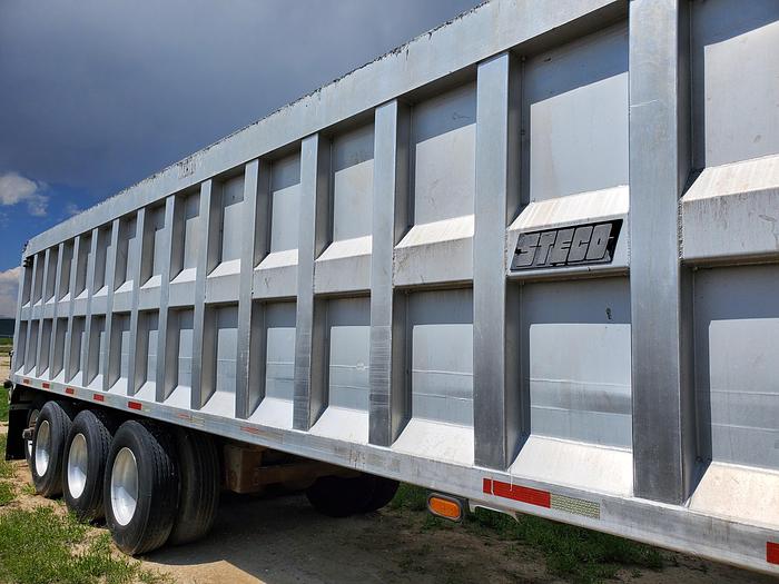 Used 2009 53' Steco Push-Out Trailer